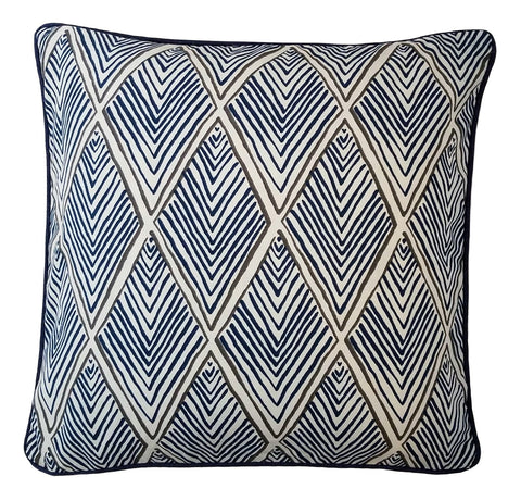 diamond-blue-and-white-decorative-pillow